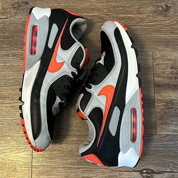 Nike Other - NIKE AIR MAX 90 BLACK / WHITE-WOLF GRAY-RADIANT RED (CZ4222-001) US 9.5